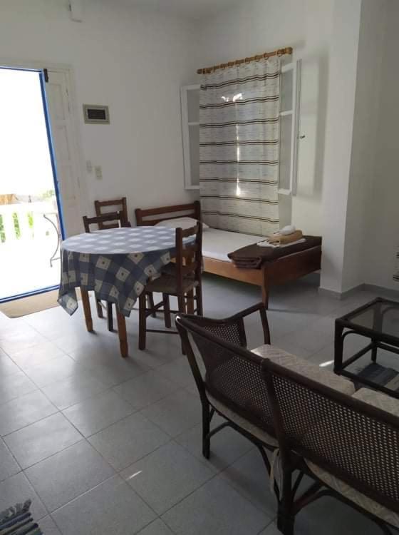 Stamoulis Apartments Kampos Marathokampou Екстериор снимка