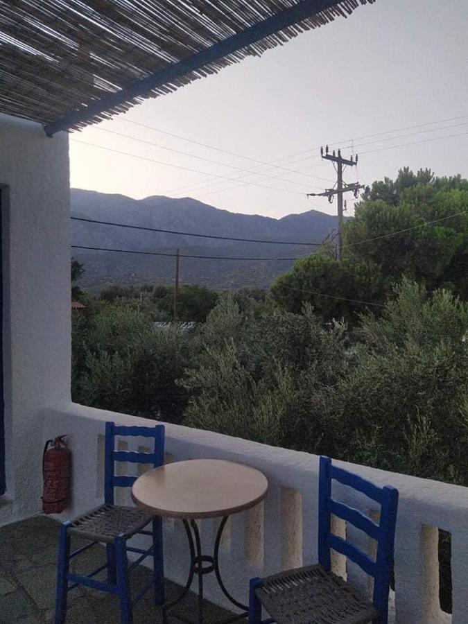Stamoulis Apartments Kampos Marathokampou Екстериор снимка